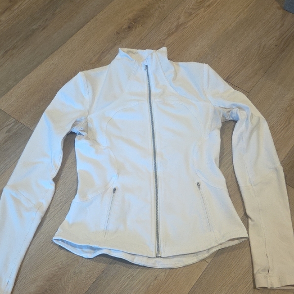 lululemon athletica Jackets & Blazers - Lululemon Athletica Women's White Ski Jacket